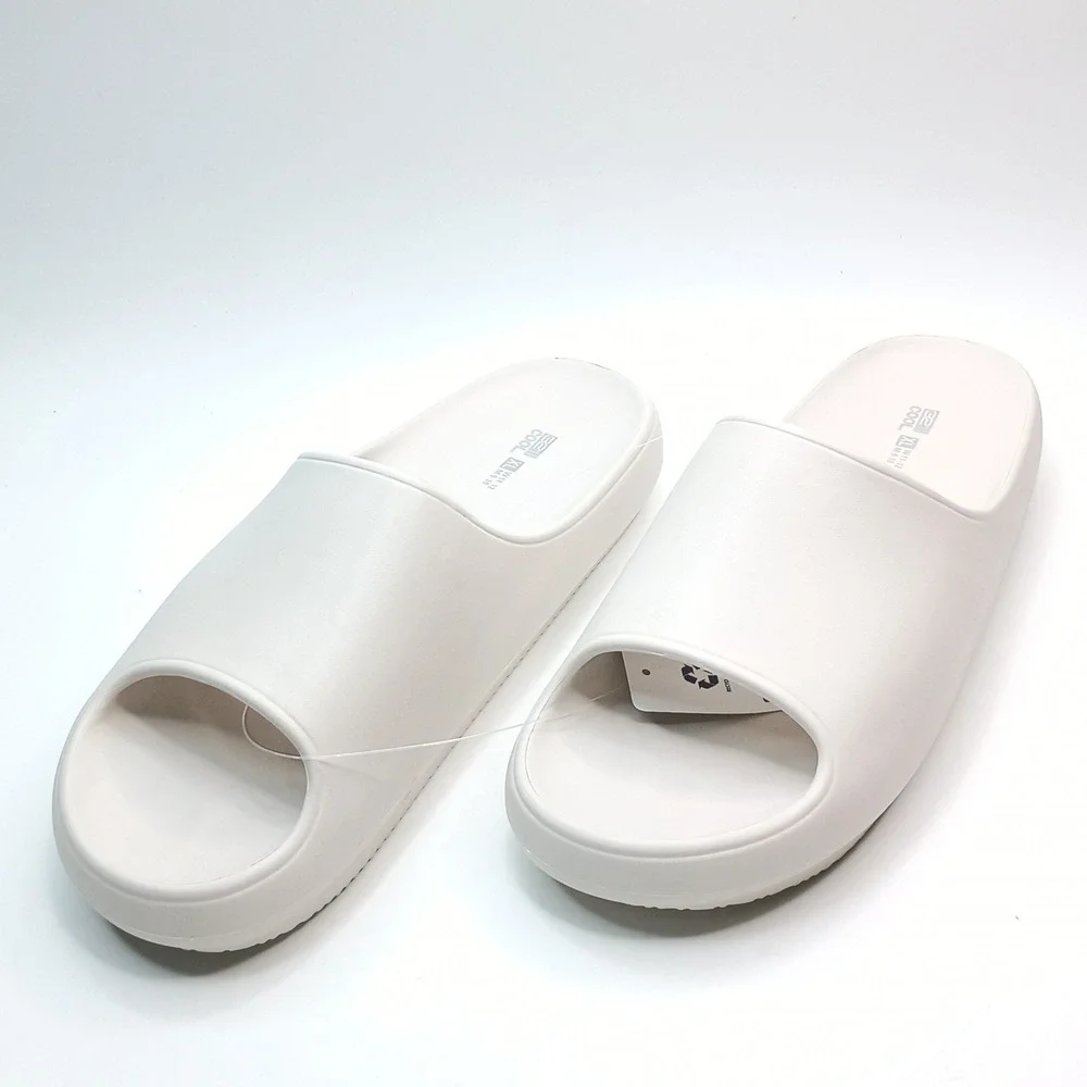 32 Degrees Cushion Slide Men Size 9-10 White Lightweight EVA Foam Sandals
